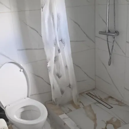 Ilisse Talu Hébergement de vacances Aitsra